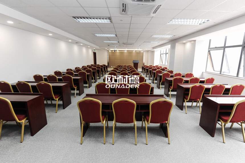 47、四层培训会议室.jpg